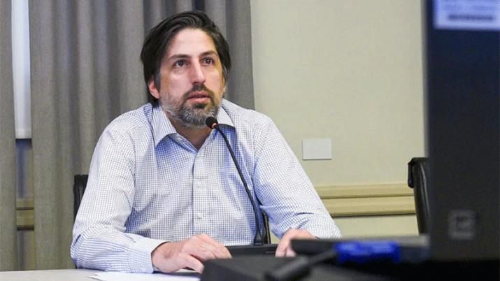 Nicolás Trotta confirmó que en febrero se vacunará a los docentes de todo el país