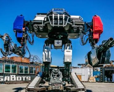 Compañía tecnológica subasta robot gigante para pagar deudas