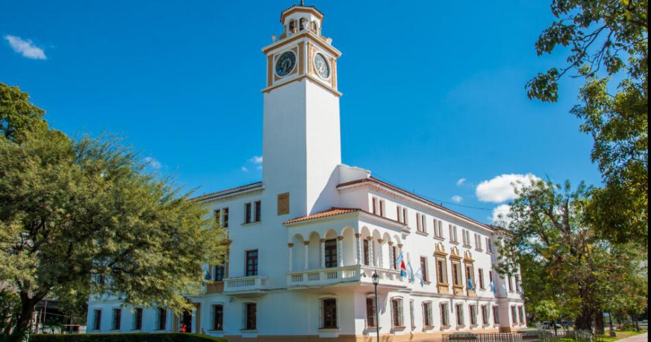 Invitan a recorrer Casa de Gobierno, Poder Judicial y Legislatura por los 40 años de Democracia.