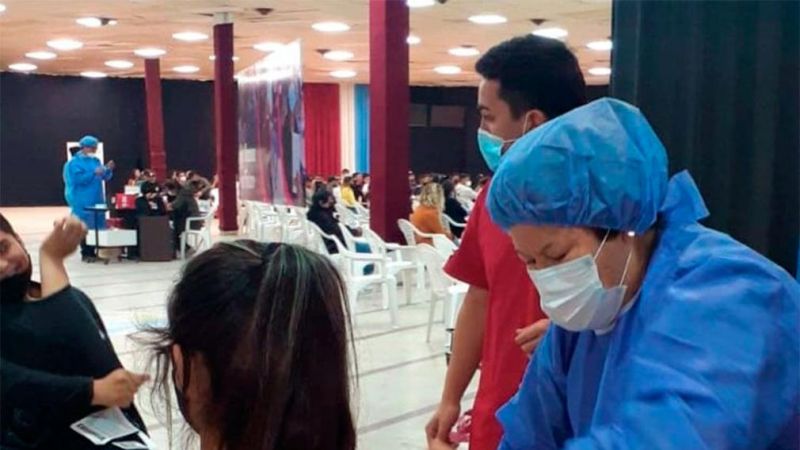 Hubo 239 nuevos contagiados de coronavirus en las últimas 24 horas en Santiago