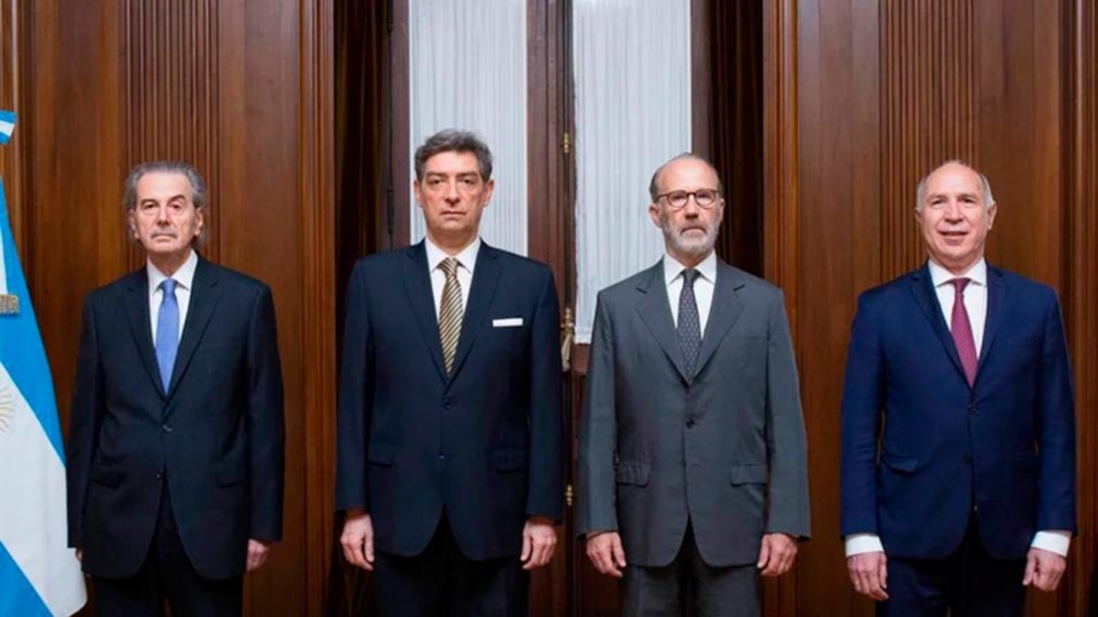 El oficialismo presentó el pedido de juicio político a la Corte Suprema