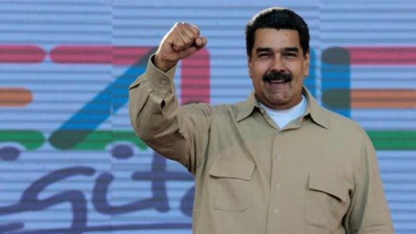 Maduro llamó a "refundar" Venezuela con una nueva Constitución