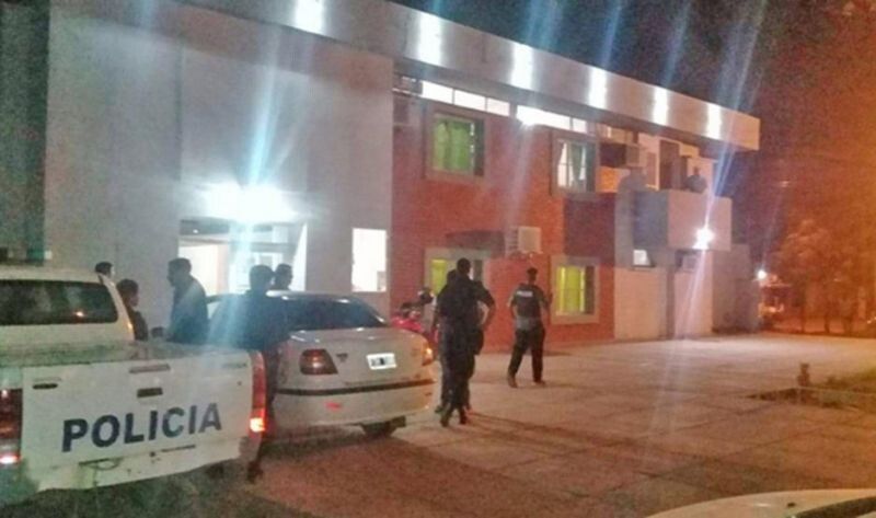 El hijo de un policía y el de una funcionaria comunal hacían delivery de alcohol en plena veda Covid