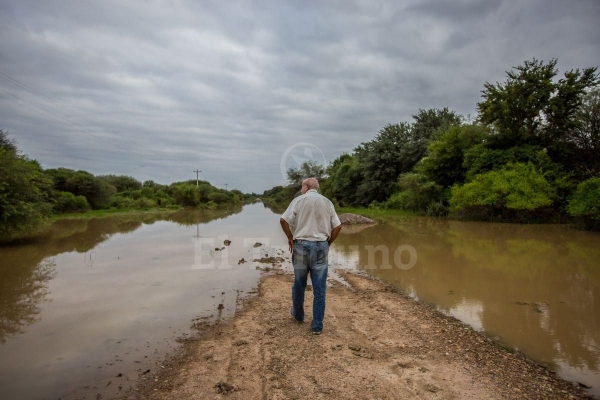 El Pilcomayo construye un nuevo canal hacia el país