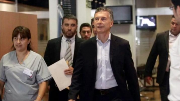 Mauricio Macri fue operado de la rodilla