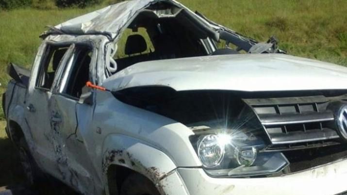 El fiscal de Monte Quemado volcó al querer esquivar un animal en la ruta
