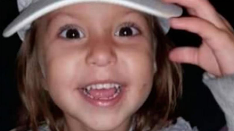 Una nena de 3 años murió al quedar encerrada por cuatro horas con la estufa prendida