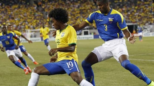 Disminuido por las lesiones y sin Neymar, Brasil enfrenta a Ecuador.