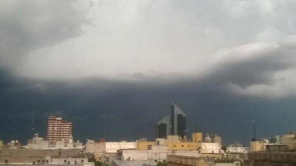 Emiten un alerta por fuertes tormentas para el SE provincial