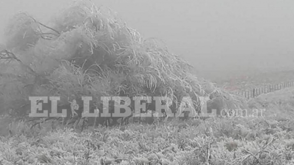 Comenzó a nevar cerca de Guayamba