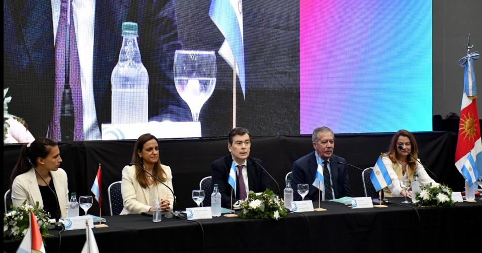 El gobernador participó de la apertura de la Asamblea del Consejo Federal para la transparencia.
