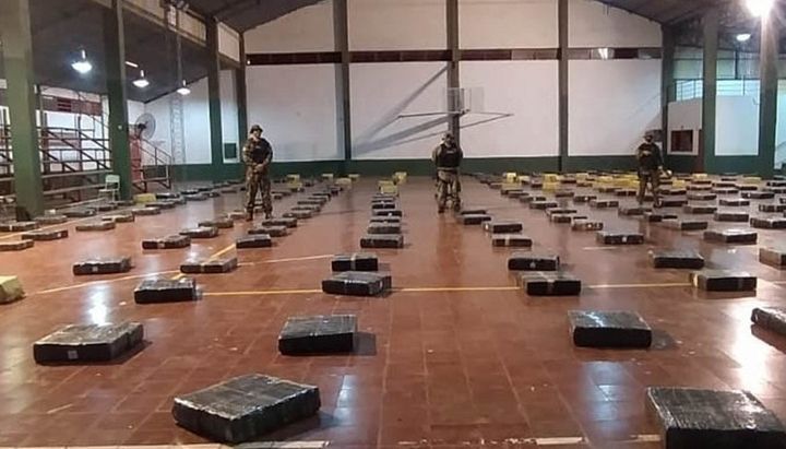 Incautaron nueve toneladas de droga