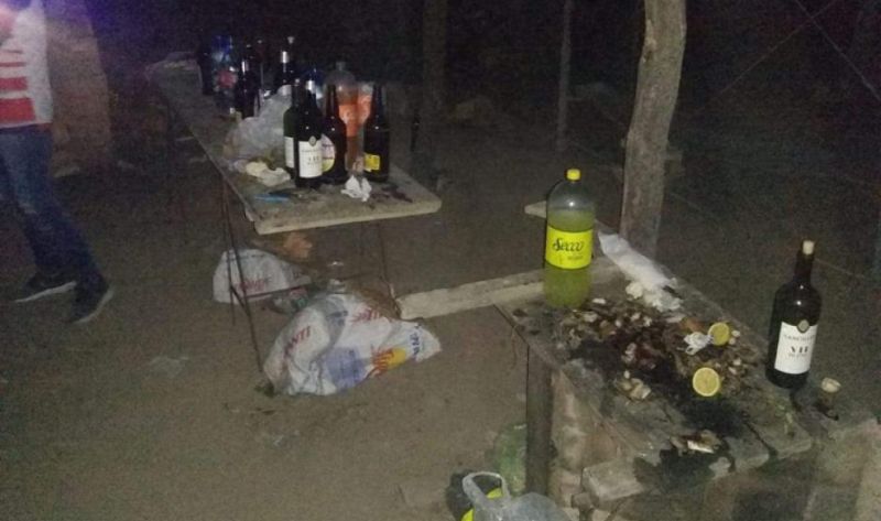 A pesar de estar prohibido, le festejó el cumpleaños de 18 a su hijo, con la participación de más de cien invitados