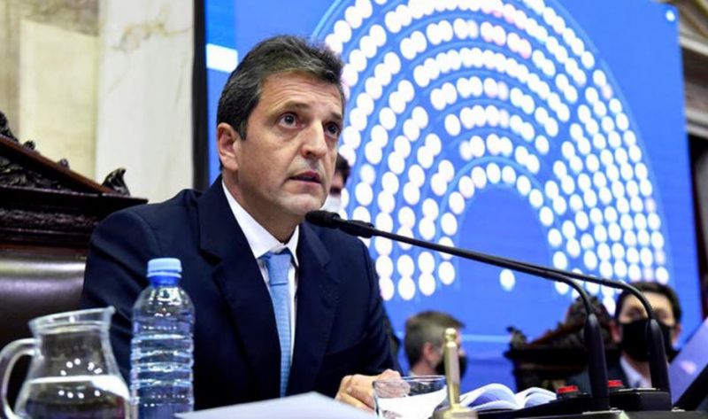 Massa: “Los chicos de sexto grado y sexto año de todo el país deberían volver ya a clases”