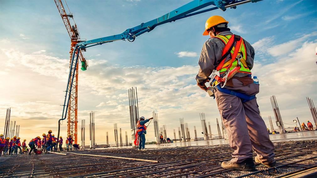 En busca de aprobar la Ley Ómnibus, el Gobierno ofrece obras a cambio de apoyo