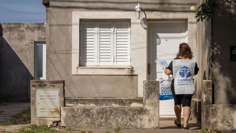 Comenzó el operativo presencial del Censo Nacional 2022: unas 650 mil personas realizan el relevamiento casa por casa