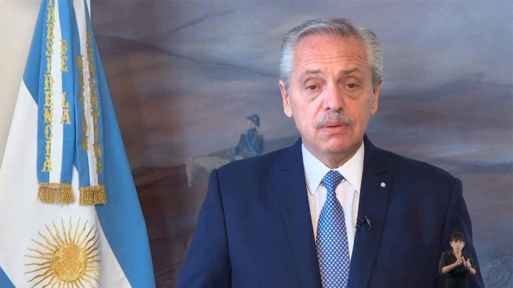 Alberto Fernández fue atendido en el Sanatorio Otamendi por una hernia de disco lumbar