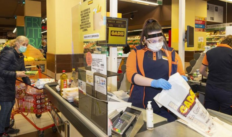 Paritarias: Comercio acordó aumento de suma fija de $ 5000 y eleva piso salarial a $ 50.687