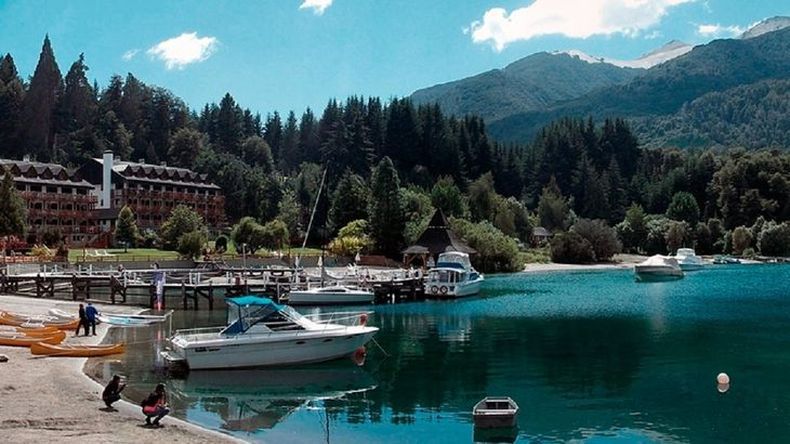 Lago Nahuel Huapi: se tiró al agua sin saber nadar y murió