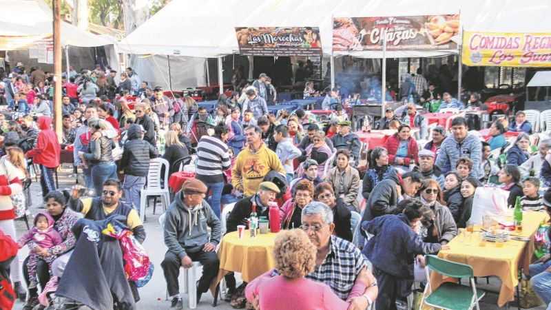 La feria abre hoy sus puertas con más de 400 artesanos santiagueños