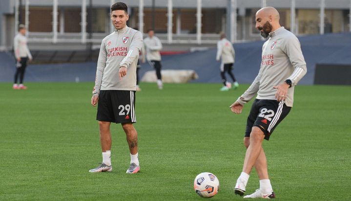 River busca levantar a nivel local frente a Unión de Santa Fe