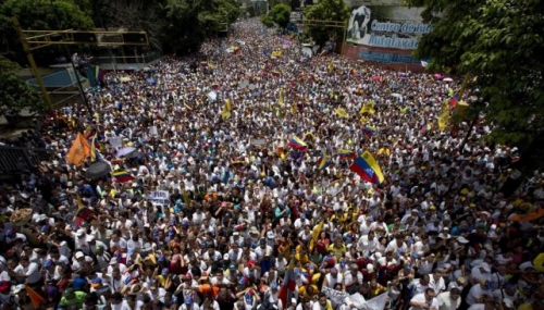 La oposición tomó Caracas para apurar el revocatorio