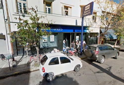 Condenan a un banco que dio por muerto a un cliente