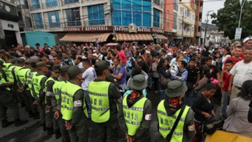Unos 127.000 venezolanos cruzaron a Colombia desde la reapertura de la frontera