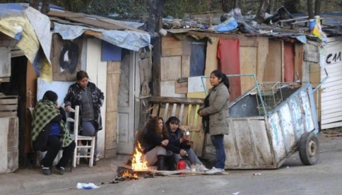 La familia tipo necesita casi $ 12.500 al mes para no ser pobre