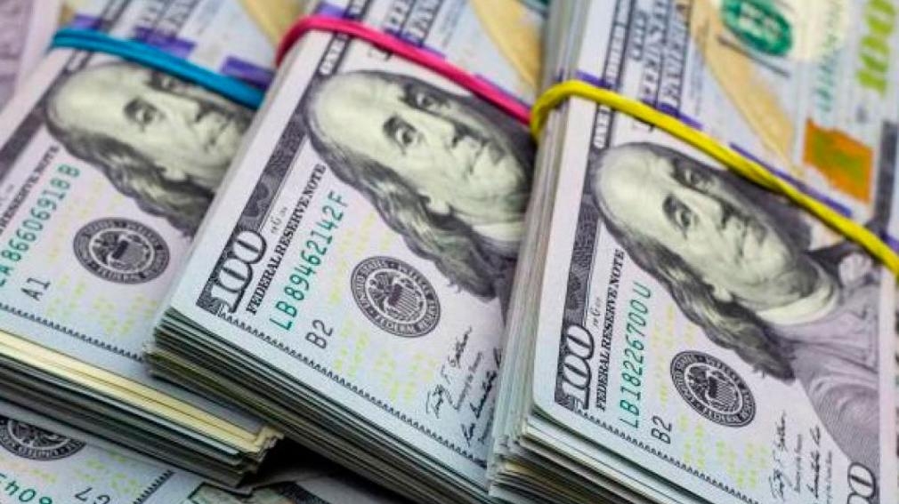 El dólar blue subió $5 y cotizó a $730 para la compra y $735 para la venta