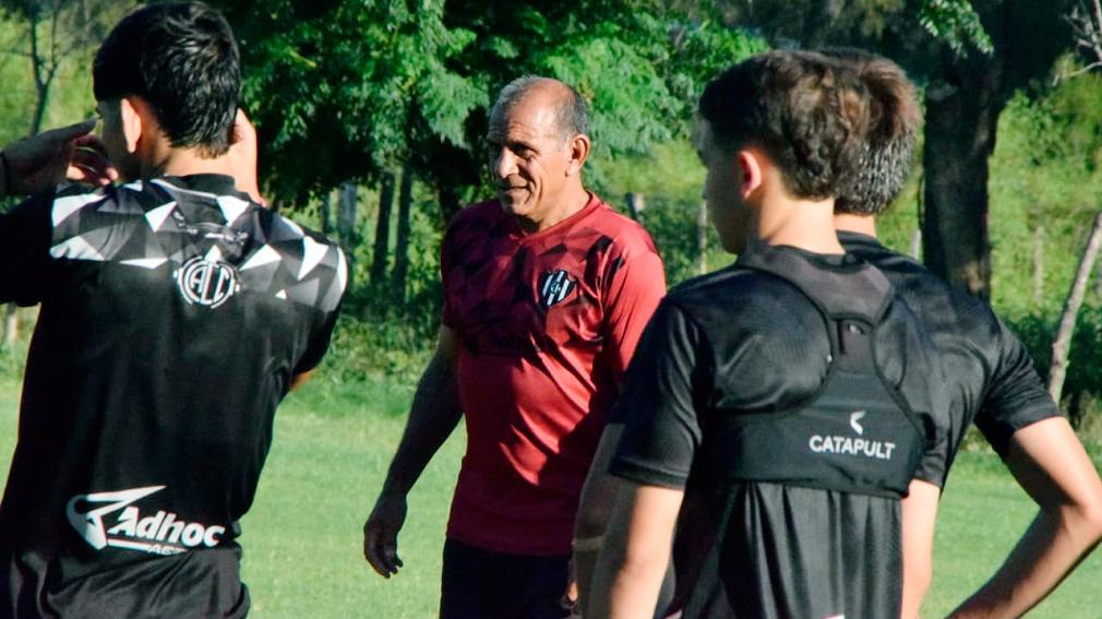 El Pollo Roldán será el entrenador de Central Córdoba de manera interina