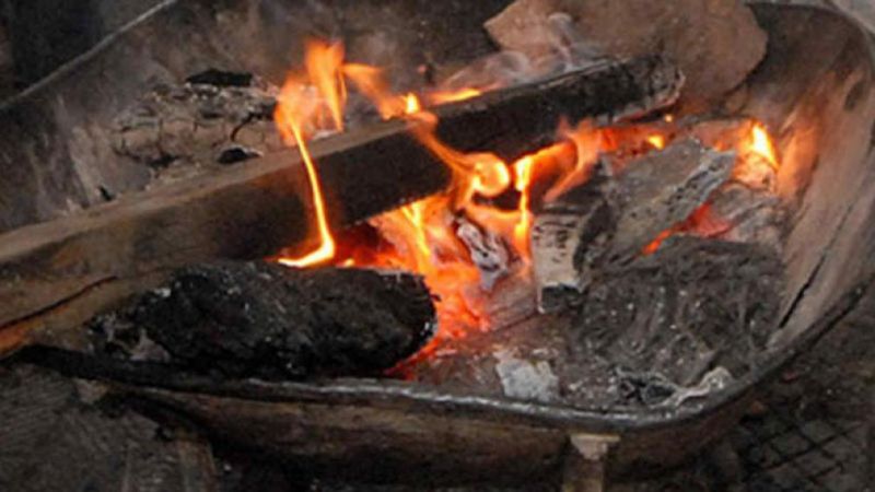 Asisten a numerosas personas intoxicadas con monóxido de carbono.