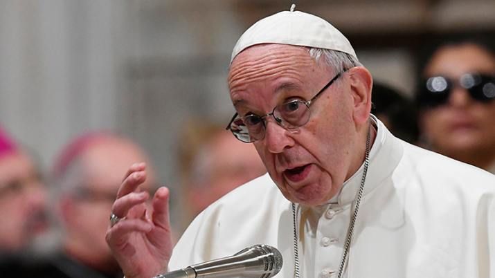 Francisco renovó su "compromiso" para erradicar el "mal" de los abusos en la Iglesia