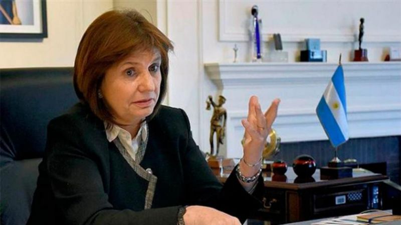 Patricia Bullrich, contra Cristina Kirchner y Sergio Massa por el aumento salarial