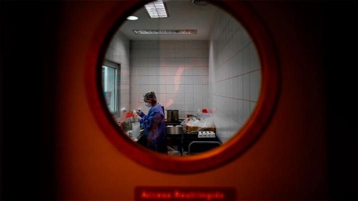 Coronavirus en Argentina: hubo 55 nuevas muertes y ya son 10.713 las víctimas