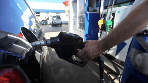 La nafta sufre un nuevo aumento y el litro de premium se vende a $40,06