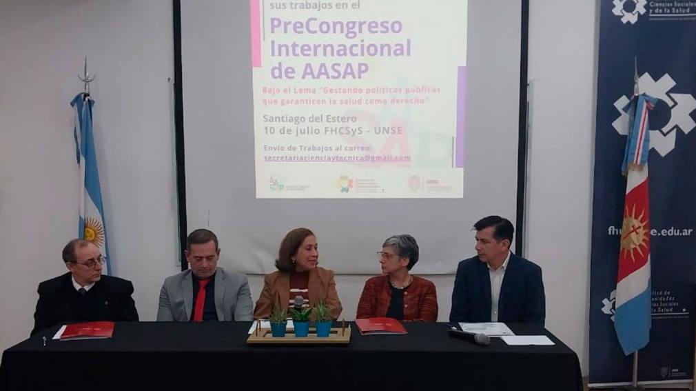 La UNSE y la Asociación Argentina de Salud Pública firmaron un convenio para fortalecer el sistema sanitario.