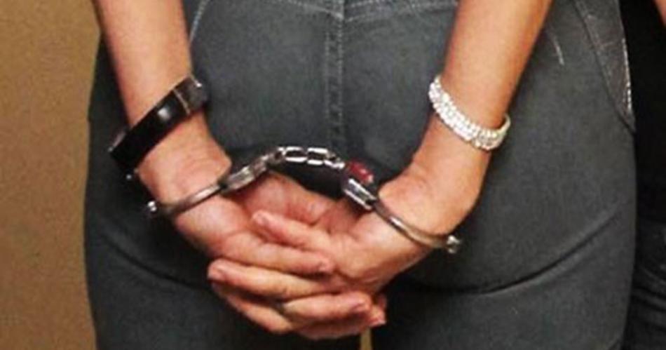 Taekwondista presa por golpear a su novio que no quería "volver".