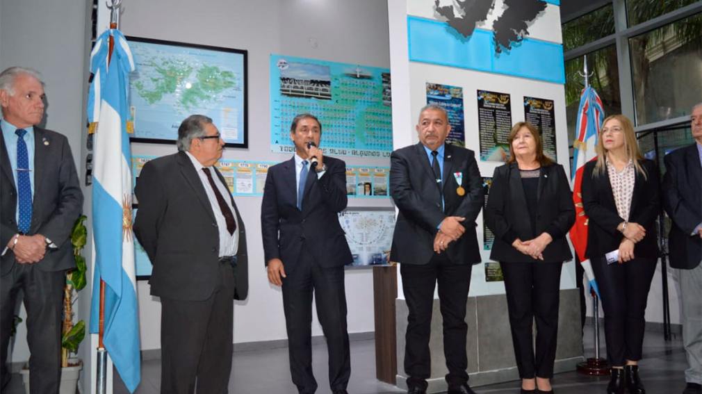 Legislatura: inauguraron muestra fotográfica en el Día de la Reafirmación de los Derechos sobre las Islas Malvinas