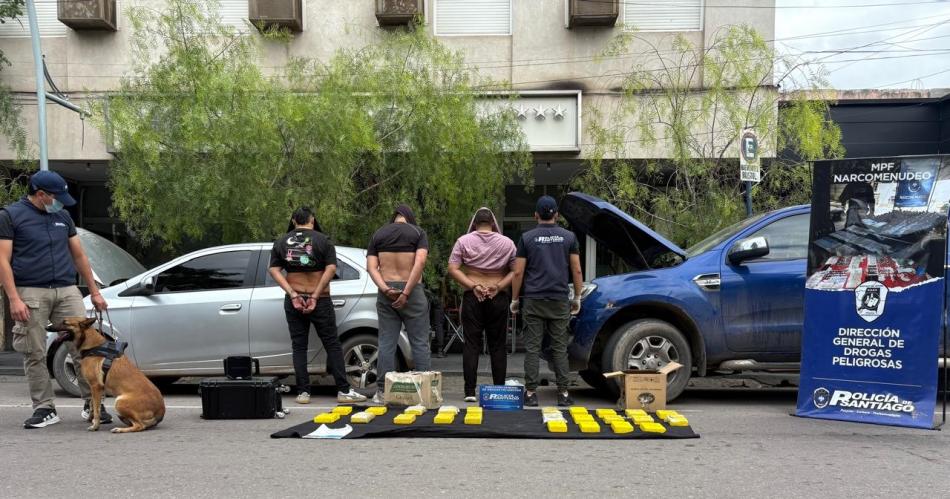 Marcaron al Ónix con 34 kg de cocaína y aguaron el oscuro negocio del año.