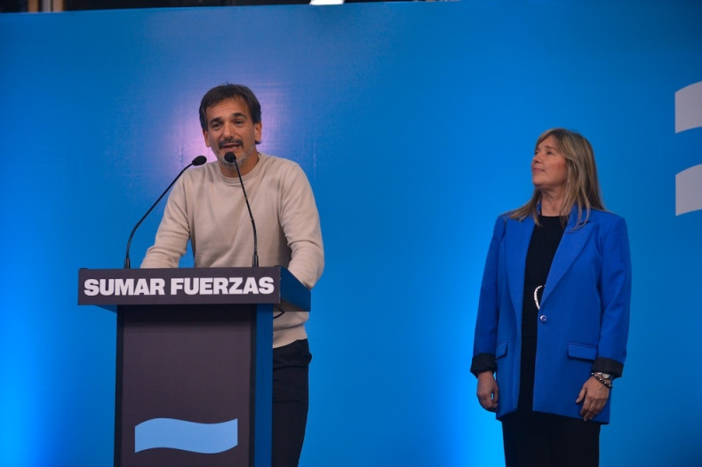 Sebastián Galmarini: "Podemos confirmar que es un triunfo de Fuerza Patria".