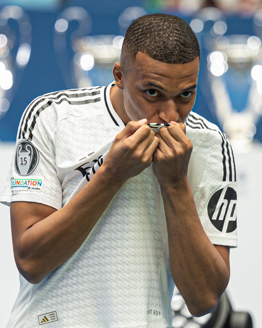 El Real Madrid presentó ante una multitud a Kylian Mbappé: “Hoy se cumple mi sueño”