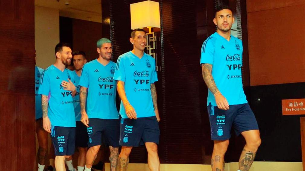 La Selección Argentina emprende su gira rumbo a la Copa América