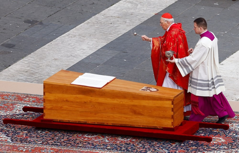 Del funeral al cónclave Los próximos pasos de la Iglesia Católica-
