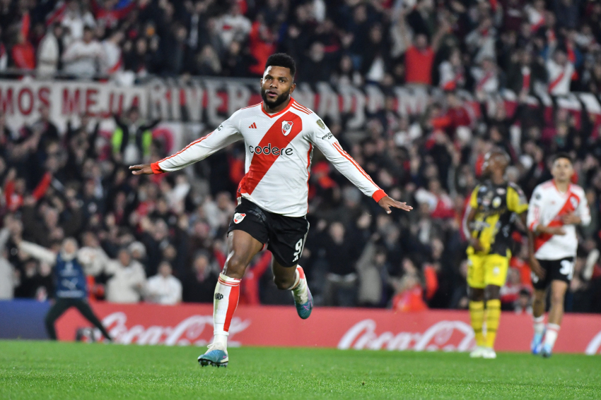 River ganó 2-0 a Táchira con dos goles de Borja y terminó como el mejor primero de grupos