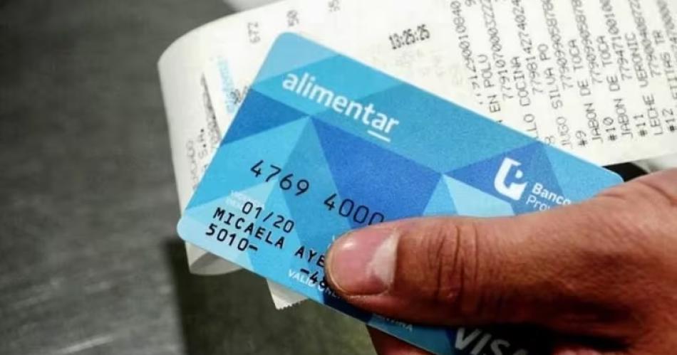 Oficializan los aumentos de la Tarjeta Alimentar y amplían el rango de beneficiarios.