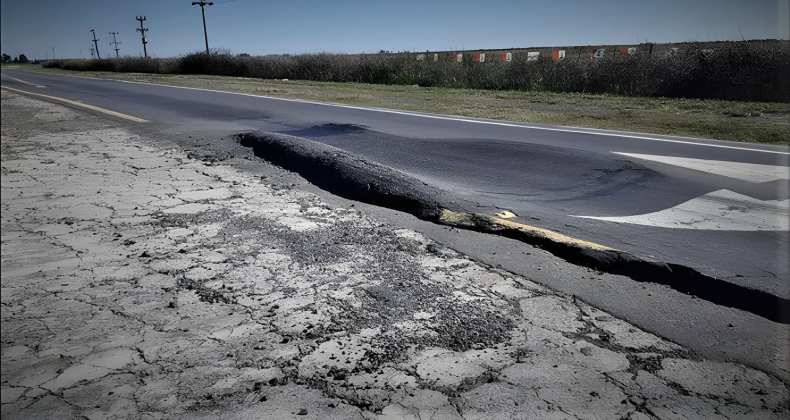 Milei redujo drásticamente los fondos para el mantenimiento de rutas.