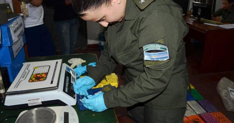 Grave: una de las "mulas", interceptadas en Tintina transportó un cargamento con cocaína en la vagina.