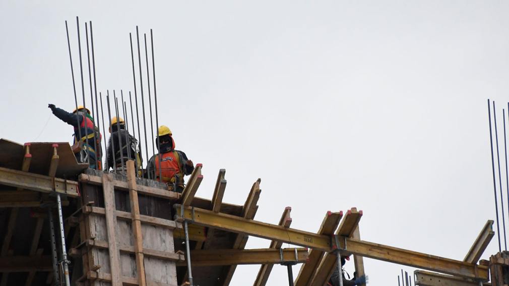 En Santiago del Estero, más del 90% de los empleos privados perdidos afectaron a la construcción y a la industria manufacturera