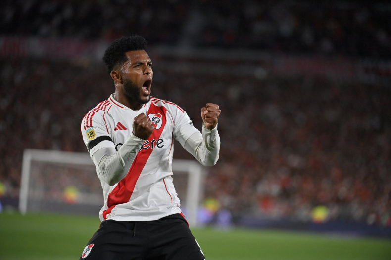Fue 4 a 0 River goleó a Rosario Central y se clasificó a la Copa Libertadores 2025